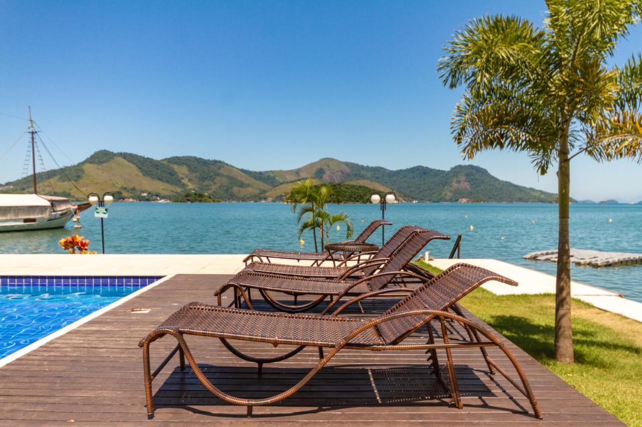 Férias no paraíso! Um mar pra chamar de seu! Angra dos Reis Exterior foto